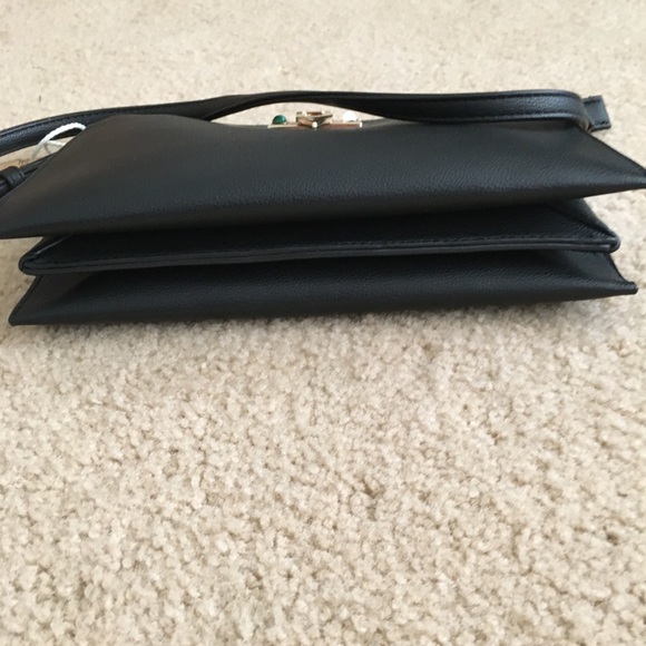 ALYSSA NY CROSSBODY BAG. BRAND NEW. - Picture 7 of 7